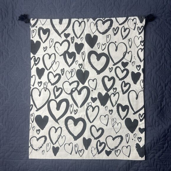 Hallmark 20" Large Canvas Bag with Drawstring (Cream w/Black Hearts) Valentines - Picture 7 of 8